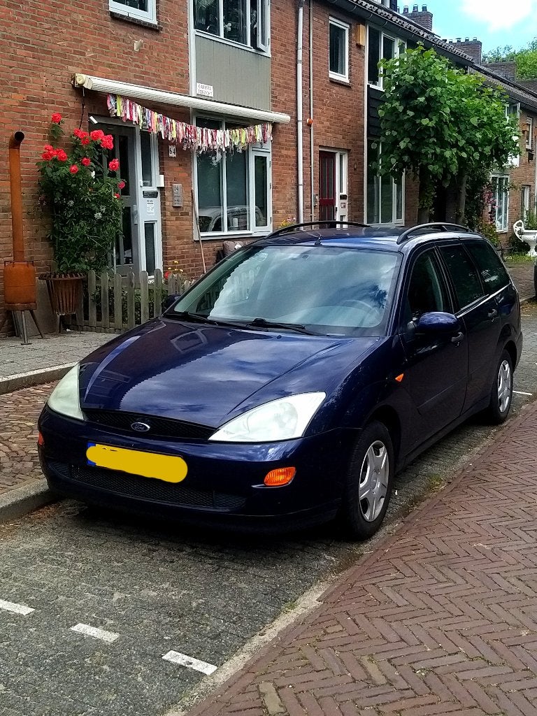Ford Focus 1.6 I Wagon 2000 Blauw, 1596 cc, 4 cilinders, Blauw, 100 pk