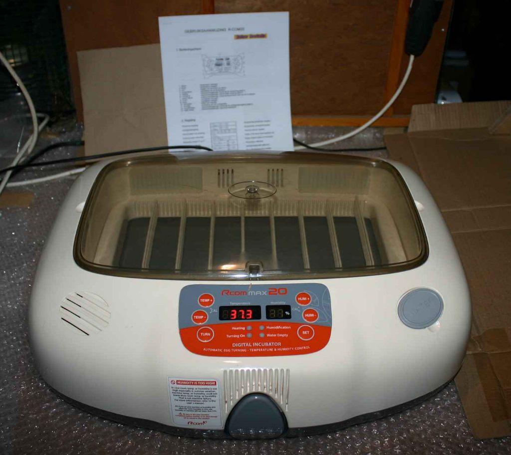 R-Com Max 20, Dieren en Toebehoren, Pluimvee | Toebehoren, Ophalen of Verzenden, Gebruikt, Broedmachine