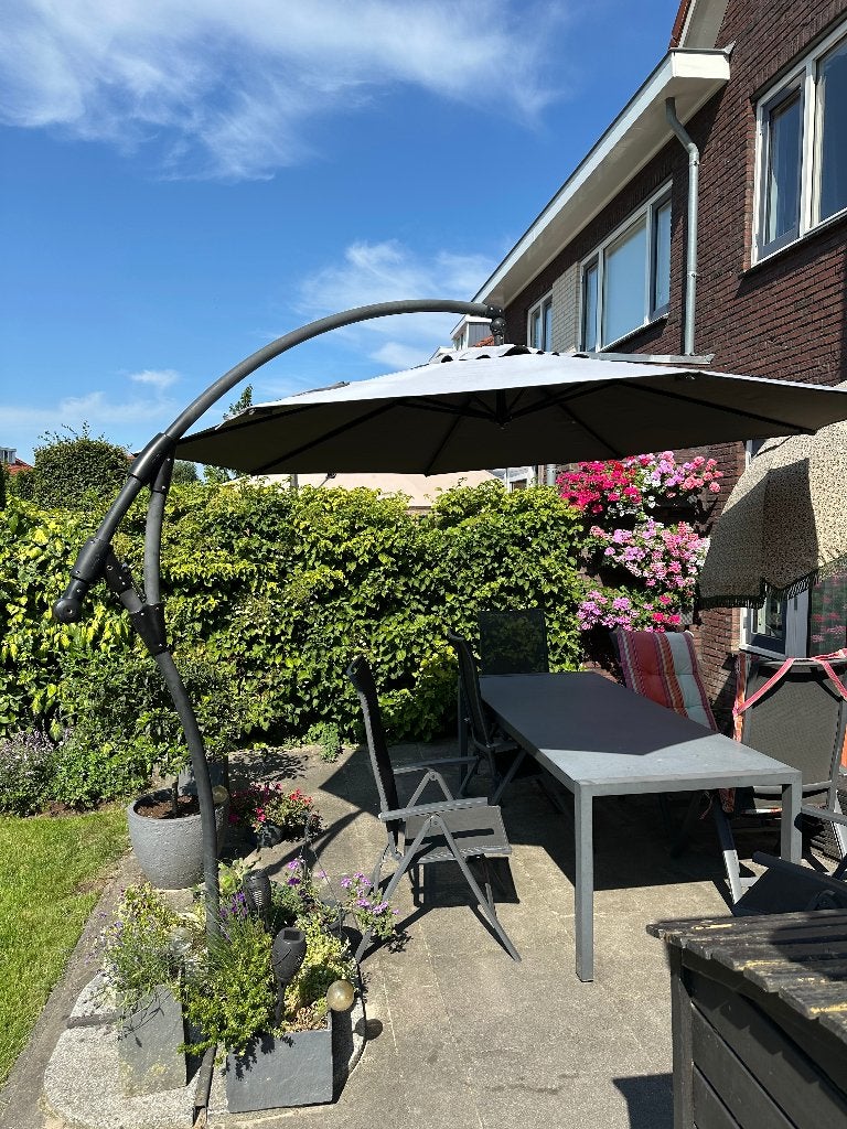 zweefparasol grijs 3m, Tuin en Terras, Parasols, Ophalen, Gebruikt, 3 tot 4 meter, Zweefparasol