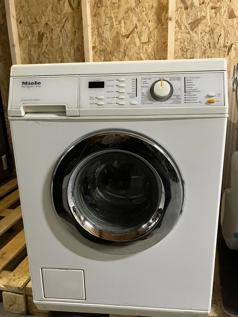 Miele Softtronic W461 wasmachine, Ophalen, Gebruikt, 1200 tot 1600 toeren, 85 tot 90 cm