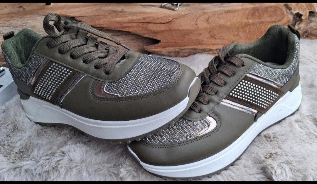 nieuwe dames sneakers mt 38, Ophalen, Nieuw, Sneakers of Gympen