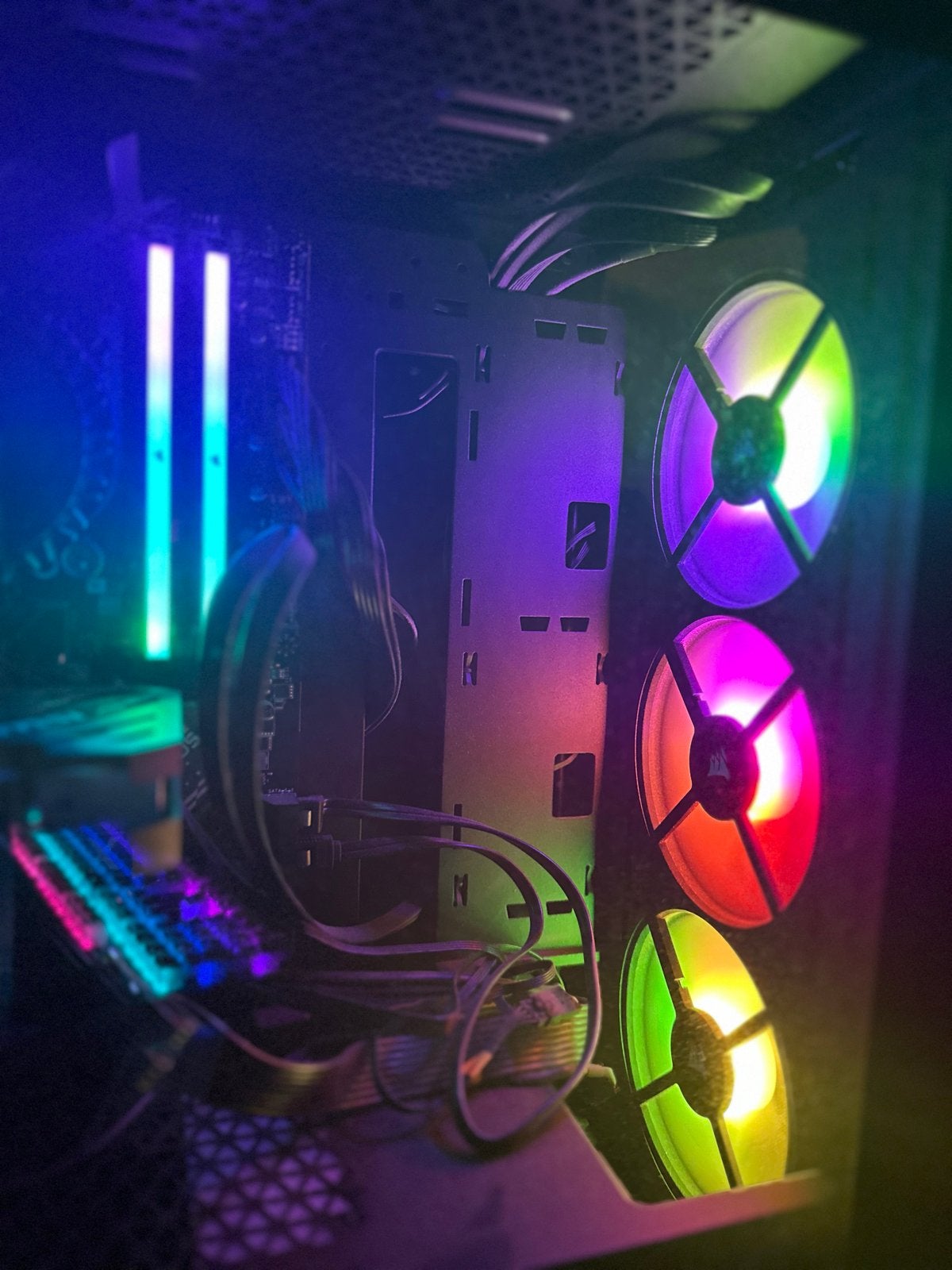 Gaming PC - RTX 4060, i5-12400, 32GB DDR5 RAM, Computers en Software, Desktop Pc's, Zo goed als nieuw, 3 tot 4 Ghz, 32 GB, Met videokaart