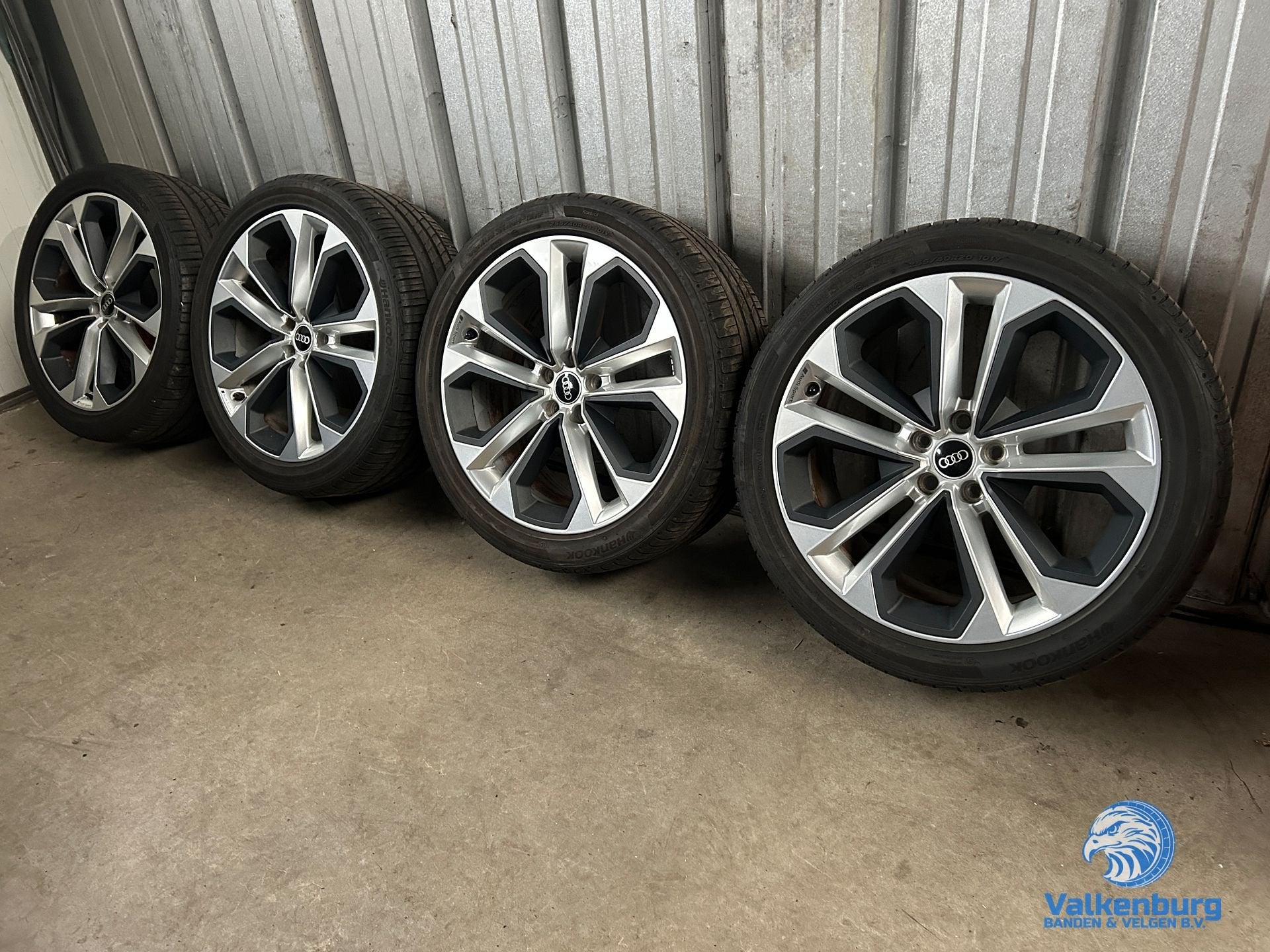 7mm! Originele Audi Q3 SQ3 RSQ3 F3 83A Audi sport 20 inch zw, Auto-onderdelen, Banden en Velgen, Gebruikt, 255 mm, -, -