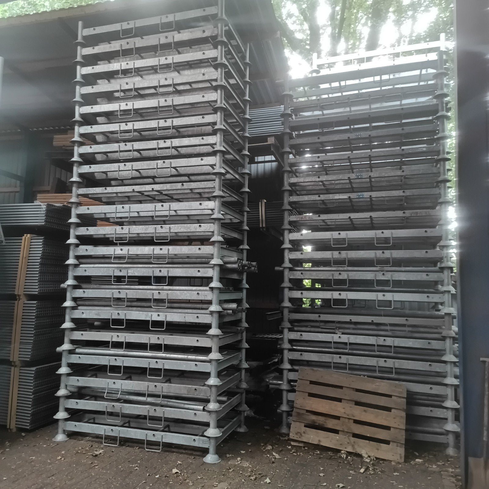 50 stuks stapelbokken 2 bij 1 meter SR01 1500KG STAPELRACK, Ophalen