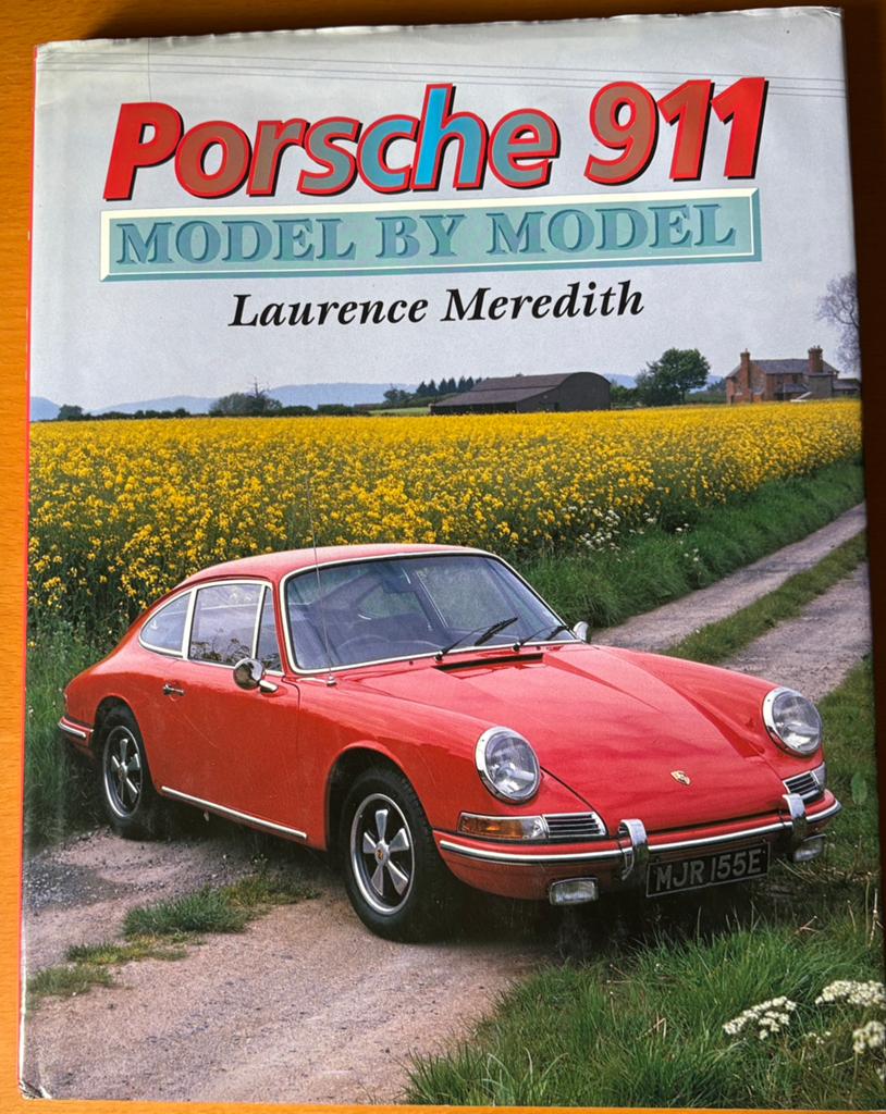 porsche 911 model by model laurence meredith, Ophalen, Zo goed als nieuw, Porsche
