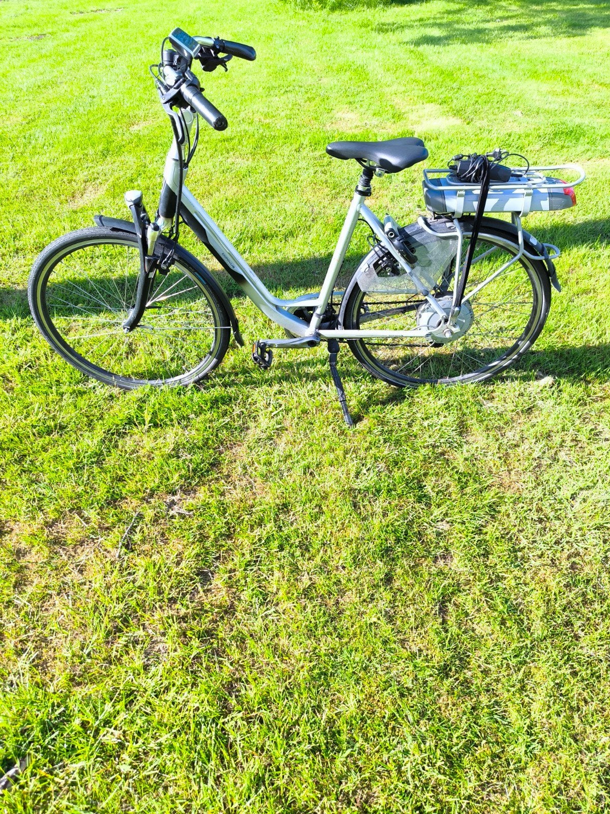 Batavus elektrische goed staat  met sterk accu bij, Fietsen en Brommers, Fietsen | Dames | Moederfietsen, Ophalen of Verzenden