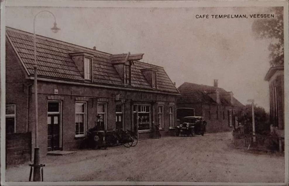 Café Tempelman Veessen (Gelderland) – Ongelopen, Verzamelen, Ansichtkaarten | Nederland, Ophalen of Verzenden, Voor 1920, Ongelopen