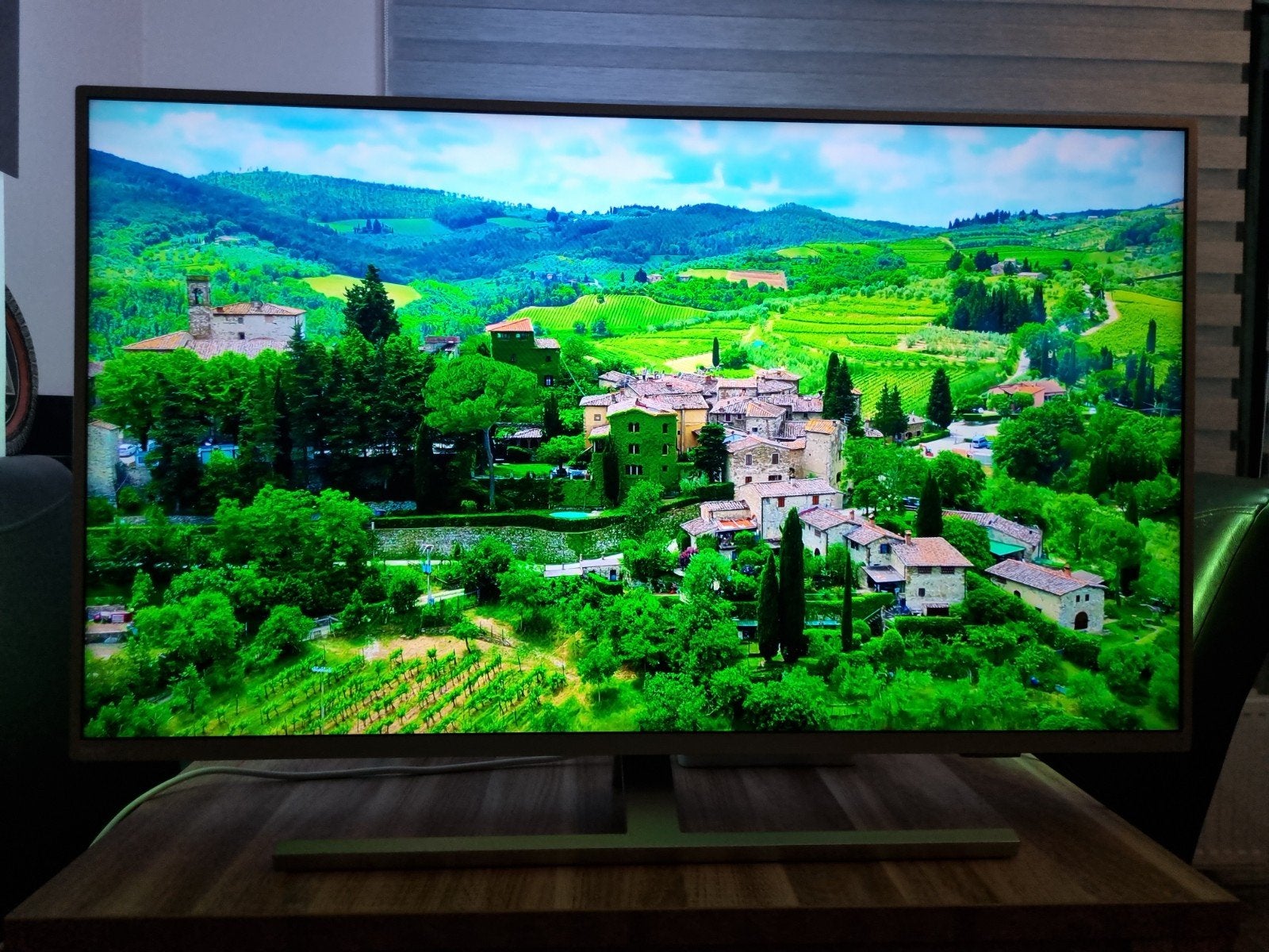 Philips 43 inch 4K UHD Smart TV met Ambilight en WiFi, Philips, 50 Hz, Ophalen of Verzenden, 100 cm of meer