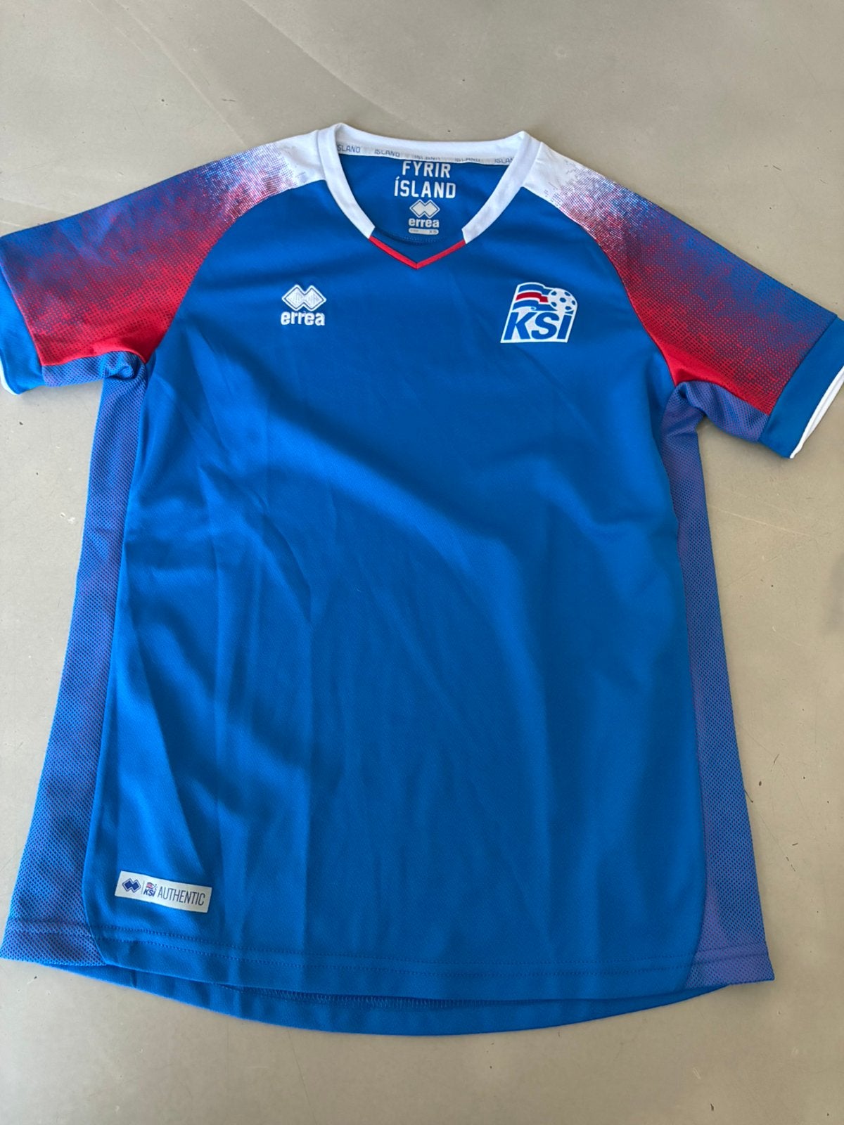 Origineel IJsland shirt maat XS, Maat XS of kleiner, Ophalen of Verzenden, Nieuw, Shirt