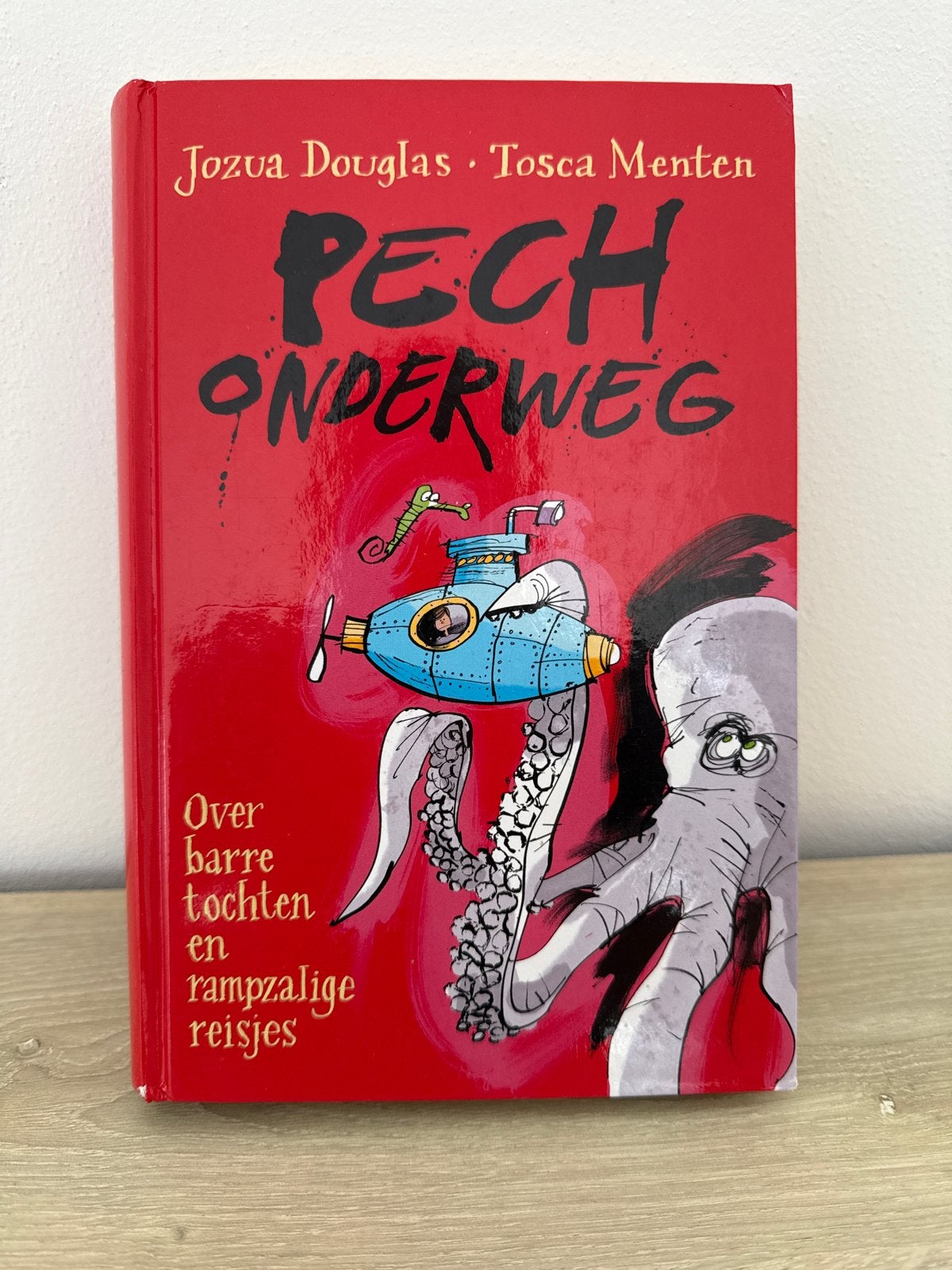 Pech Onderweg - Jozua Douglas & Tosca Menten, Ophalen of Verzenden, Zo goed als nieuw, Fictie