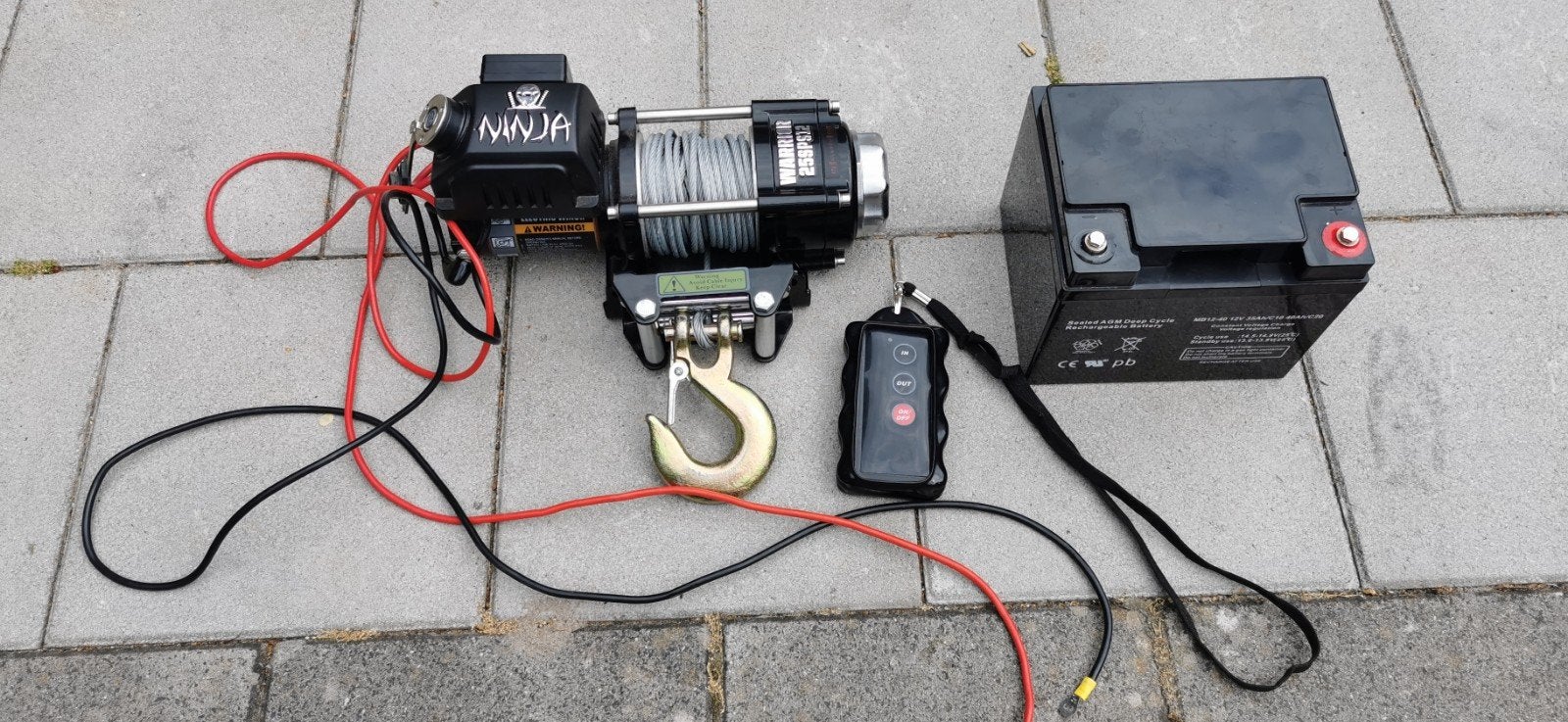 Lier warrior 25sps12 op accu 12v met afstandbediening., Ophalen, Zo goed als nieuw