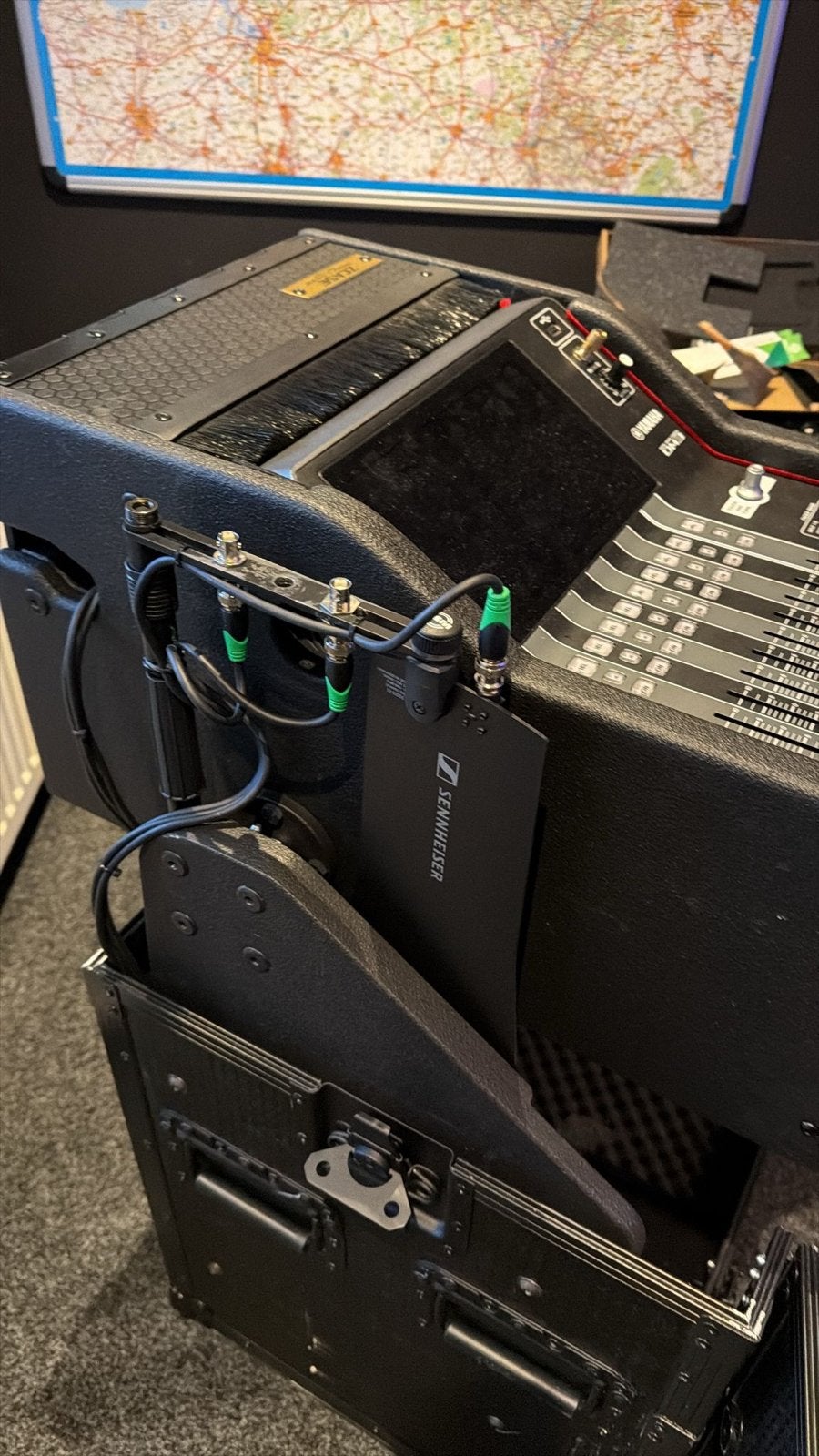 Yamaha DM3 Mengpaneel in Flipcase, Ophalen, Zo goed als nieuw, 10 tot 20 kanalen, Microfooningang