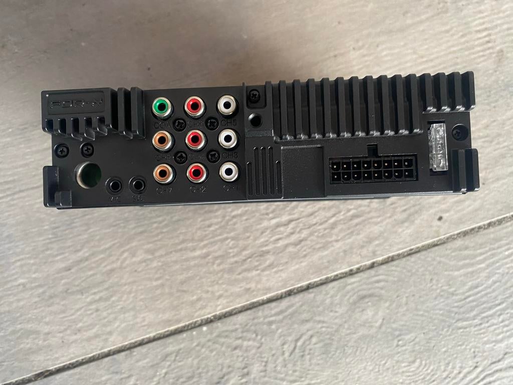 Auto radio met Bluetooth, USB en AUX, Ophalen of Verzenden, Zo goed als nieuw