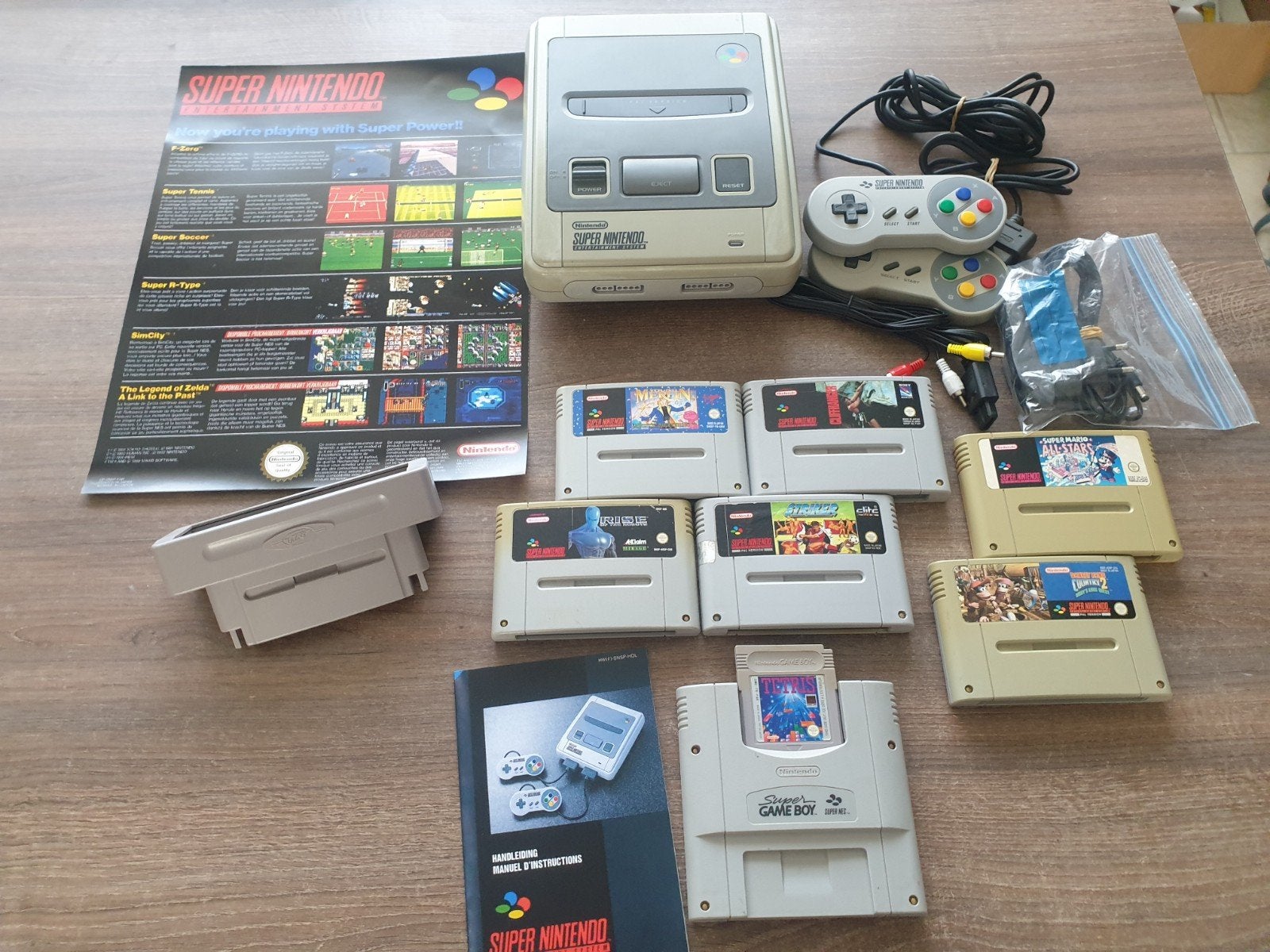 Nintendo snes, Ophalen of Verzenden, Zo goed als nieuw, Met 2 controllers