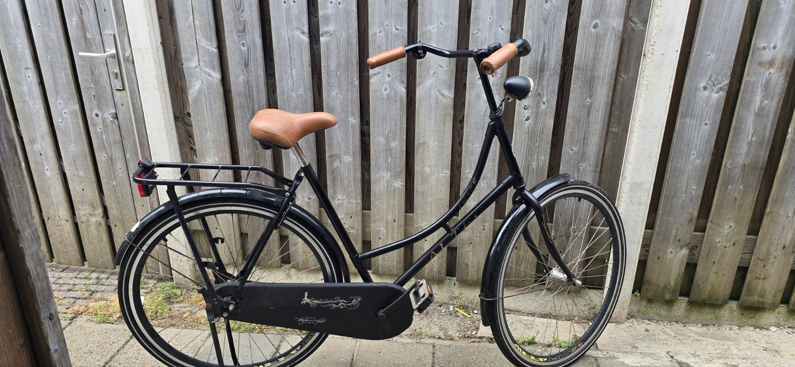 omafiets, 56 cm of meer, Ophalen, Zo goed als nieuw