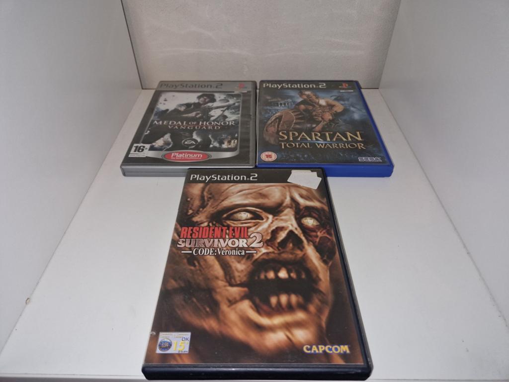 3 ps 2 Games Waaronder Resident Evil 2, Spelcomputers en Games, Games | Sony PlayStation 2, Avontuur en Actie, Vanaf 18 jaar, 1 speler