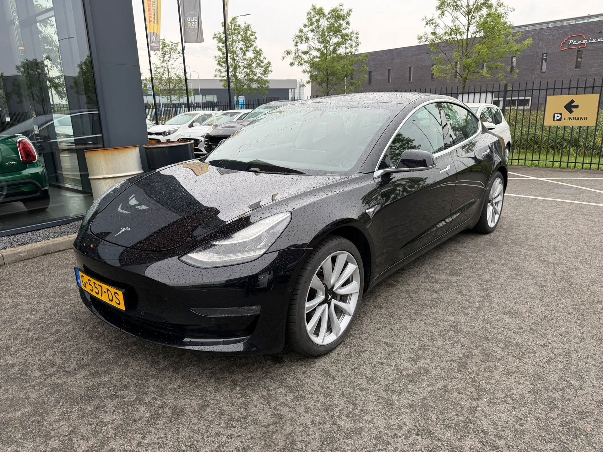 Tesla Model 3 Long Range AWD 75 kWh | Pano | Navi | Stoelver, Automaat, Zwart, Onderhoudsboekje, 84 €/maand