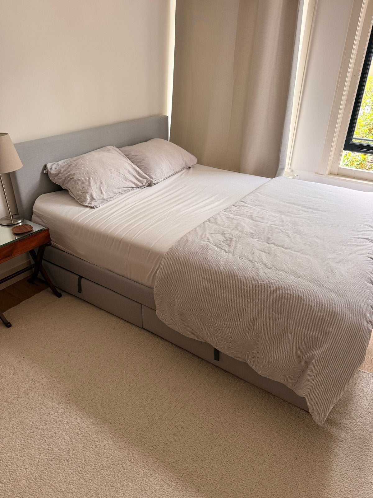 IKEA GLADSTAD gestoffeerd bed 160x200 met 2 opbergboxen, Ophalen, Tweepersoons, Zo goed als nieuw, 200 cm