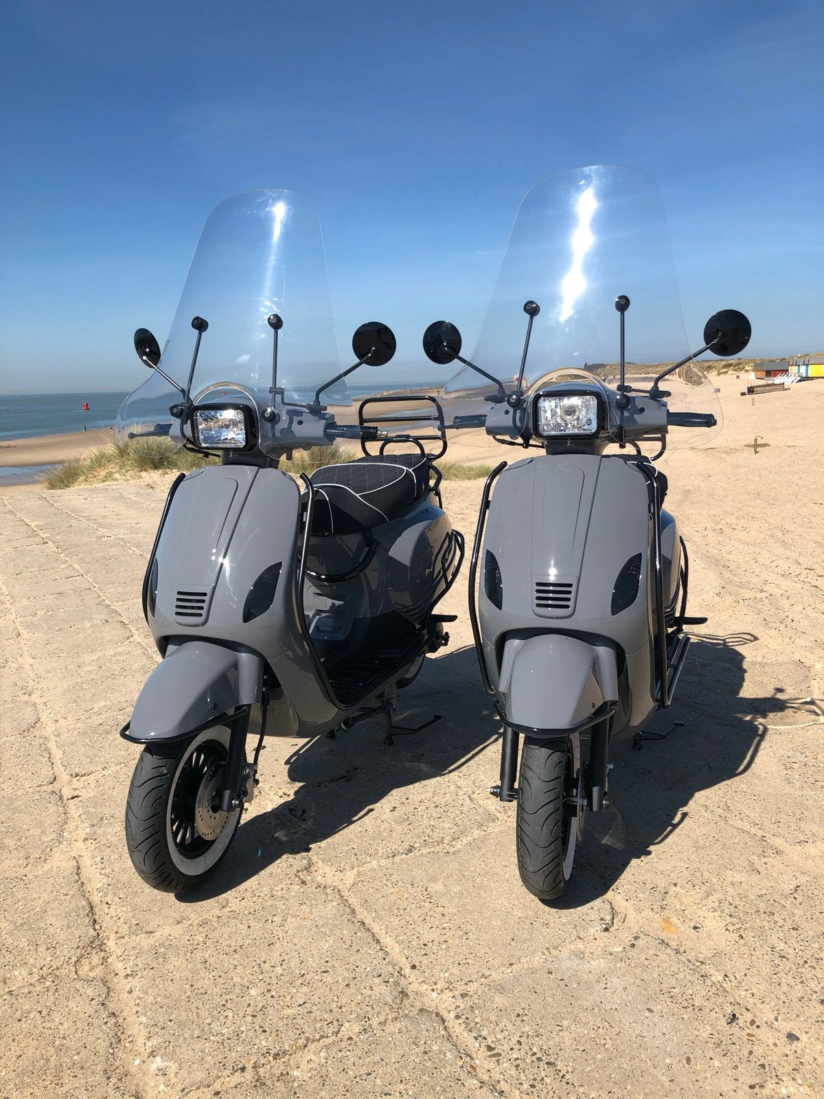 2x scooter met windscherm, Ophalen, Gebruikt, Benzine, Overige merken