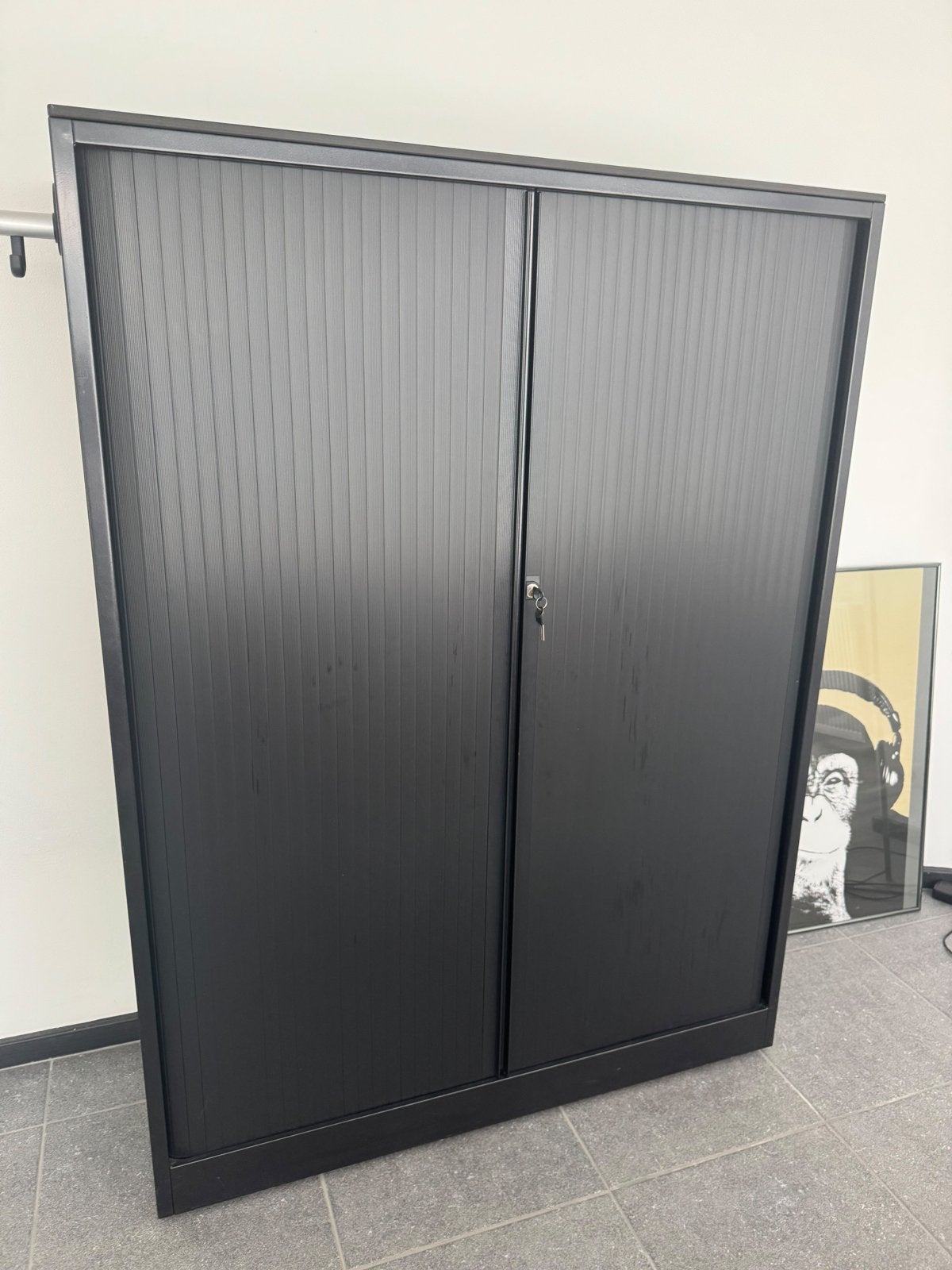 Ahrend roldeurkast - 155x118x45 cm, Huis en Inrichting, Ophalen, Gebruikt, 100 tot 150 cm, Meerdere deuren