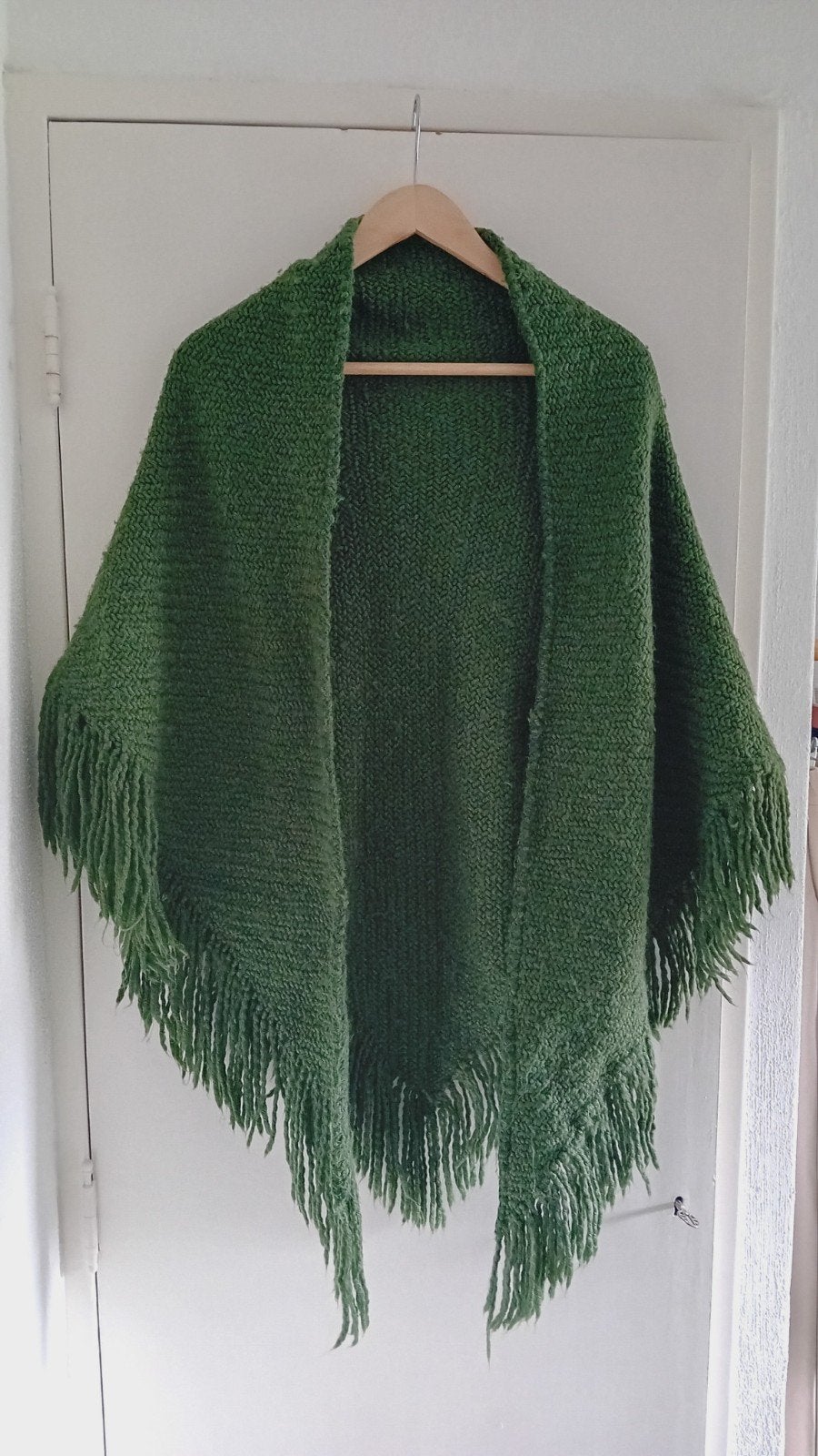 Poncho omslagdoek franjes groen, Onbekend, Ophalen of Verzenden, Zo goed als nieuw, Groen