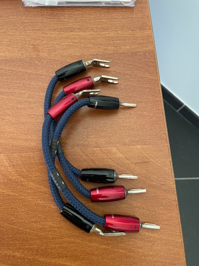 Audioquest Jupiter Jumpers., Ophalen of Verzenden, Zo goed als nieuw, Minder dan 2 meter, Luidsprekerkabel