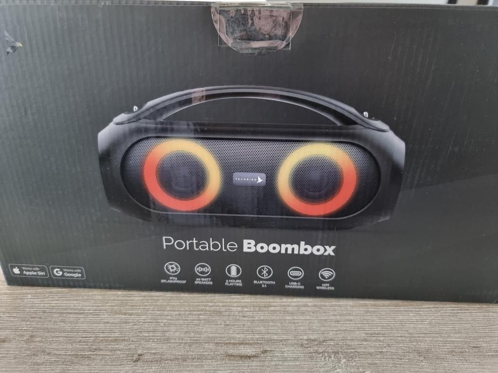 VAKANTIE STUNT Techbird Boombox -  €49,95 pst IPV €149, Audio, Tv en Foto, Luidsprekers, Overige merken, Overige typen, Nieuw