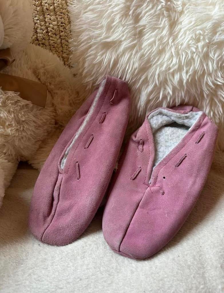Roze Spaanse sloffen / pantoffels - maat 41, Kleding | Dames, Schoenen, Ophalen of Verzenden, Zo goed als nieuw