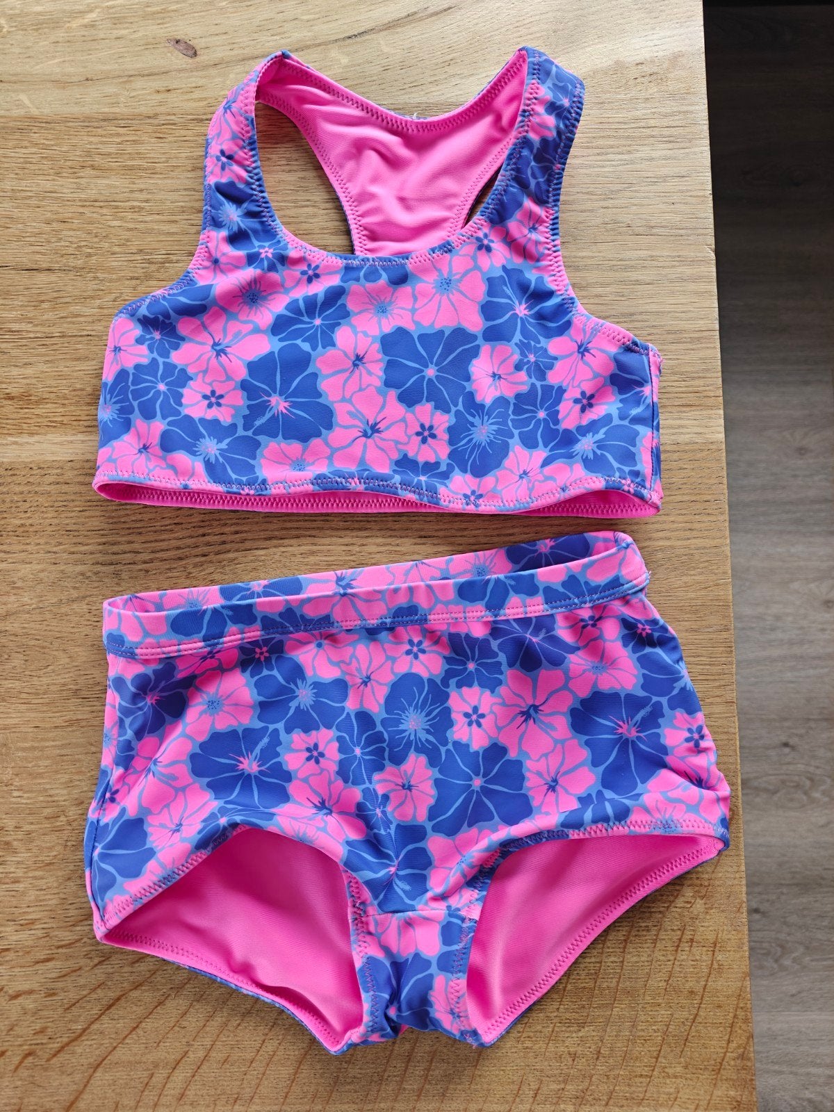 Omkeerbare bikini maat 128-134, Kinderen en Baby's, Kinderkleding | Kinder-zwemkleding, Bikiniset, Meisje, Zo goed als nieuw, Ophalen of Verzenden