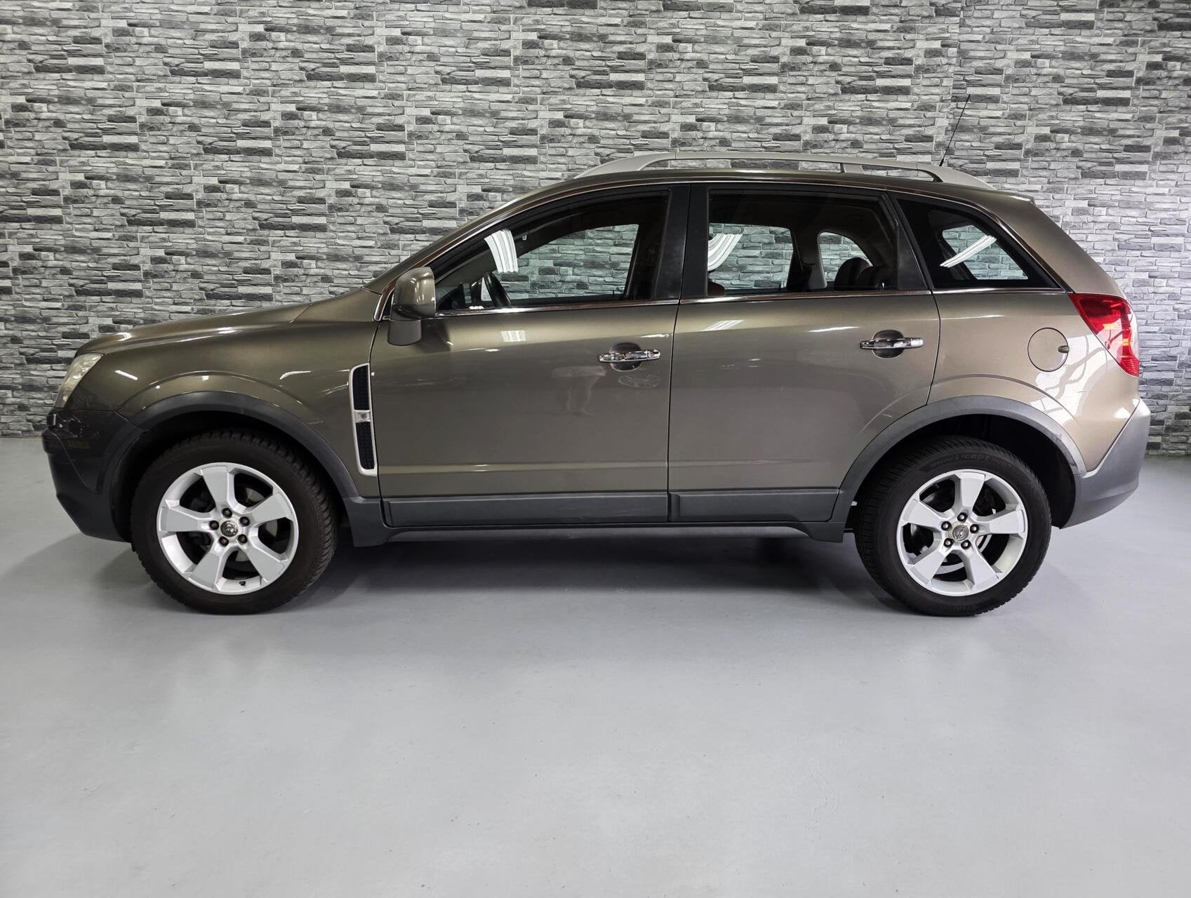 Opel Antara 3.2 V6 Cosmo *Automaat*Leder*Bluetooth*KM NAP*!, Auto's, Automaat, 3195 cc, Beige, Bedrijf