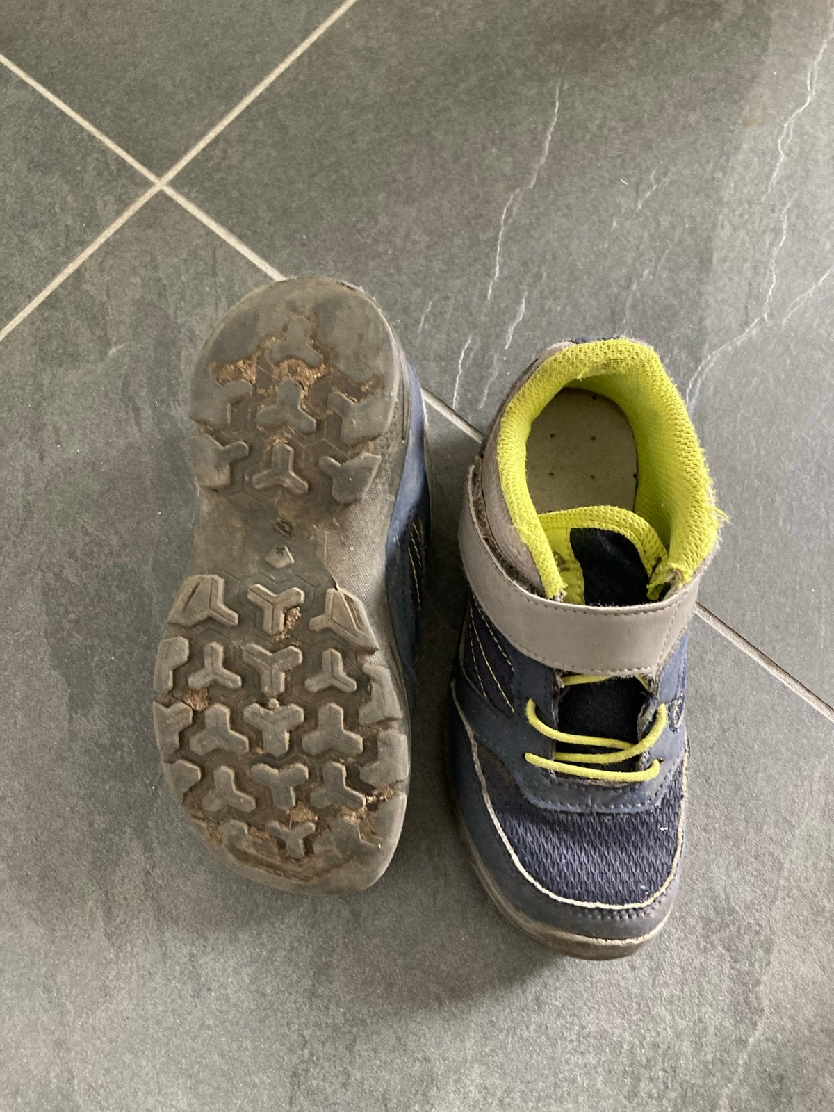 Kinderschoenen maat 27 - Gebruikt, Ophalen of Verzenden, Gebruikt, Jongen of Meisje, Schoenen