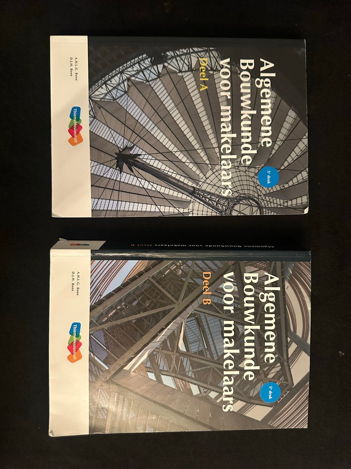 Algemene Bouwkunde voor makelaars - Deel A en B, Boeken, Studieboeken en Cursussen, Ophalen of Verzenden, Gamma, Gelezen, HBO