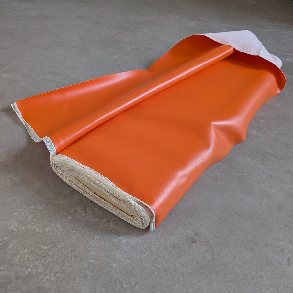 Rol vintage retro oranje skai. Soepel en rekbaar., 120 cm of meer, Leer of Kunstleer, Oranje, Ophalen of Verzenden