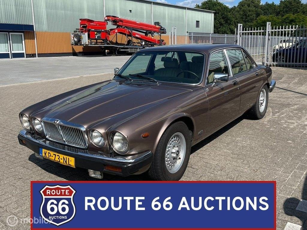 Jaguar XJ12 Series III Sovereign HE | 1984 | Route 66 Auctio, Auto's, Overige carrosserieën, Zwart, Bedrijf, Handgeschakeld