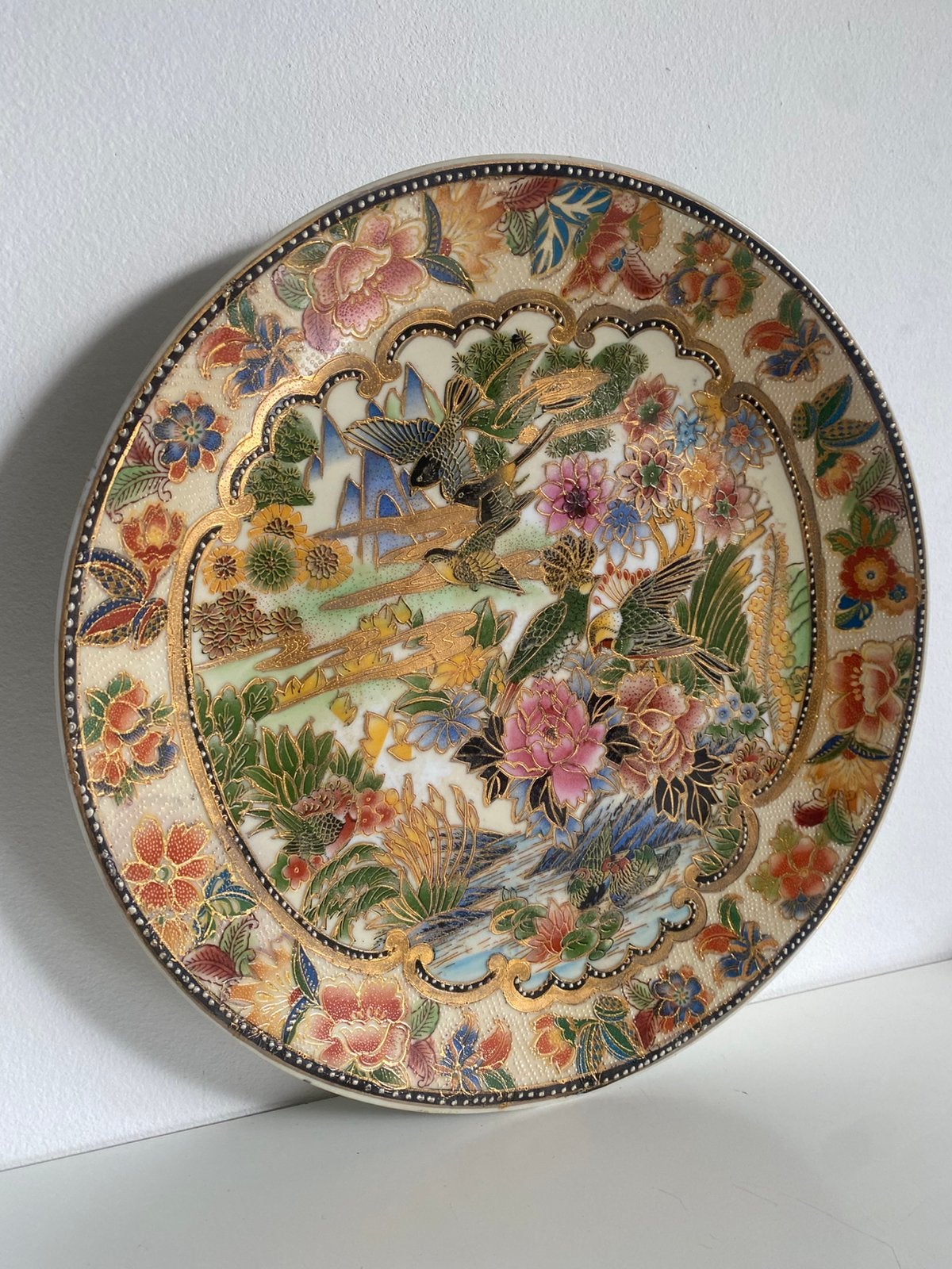 Chinees porseleinen bord (Satsuma-stijl) - diameter: 35cm, Antiek en Kunst, Overige typen, 35 cm, Gemerkt, China
