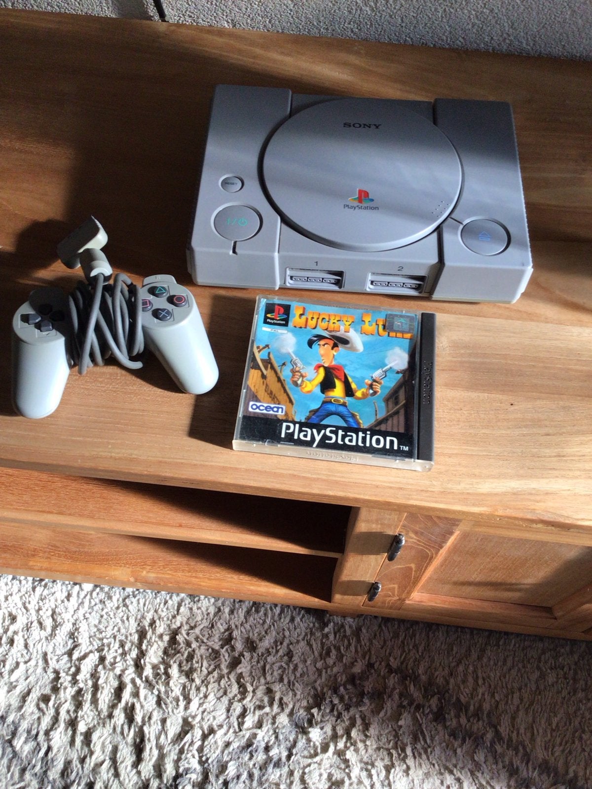 Sony PlayStation 1 met Lucky Luke spel en controller, Spelcomputers en Games, Ophalen of Verzenden, Gebruikt, Met 1 controller