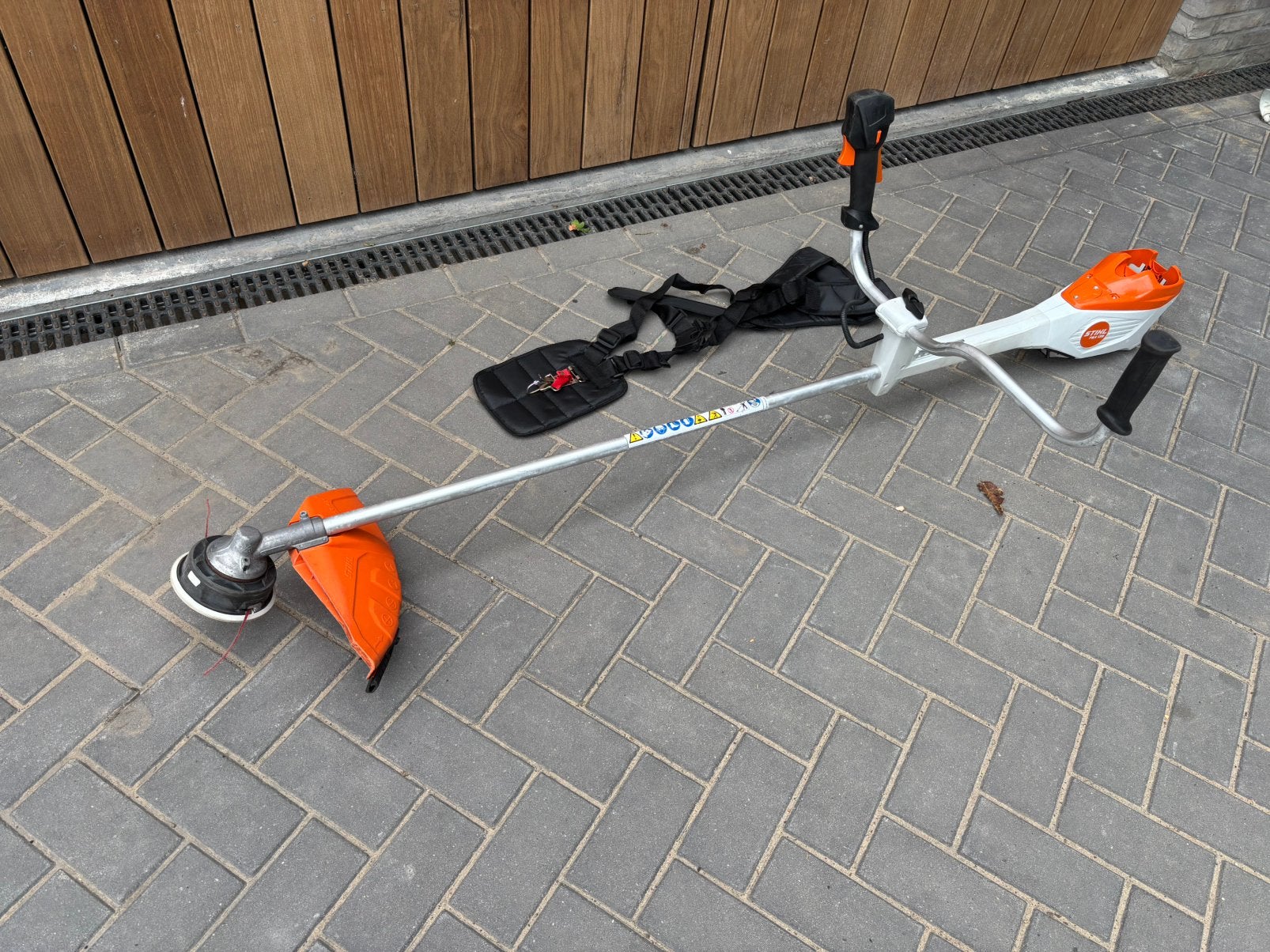 Stihl FSA 135 prof. accu bosmaaier body AP systeem nette!!!, Ophalen, Zo goed als nieuw, Accu, Stihl