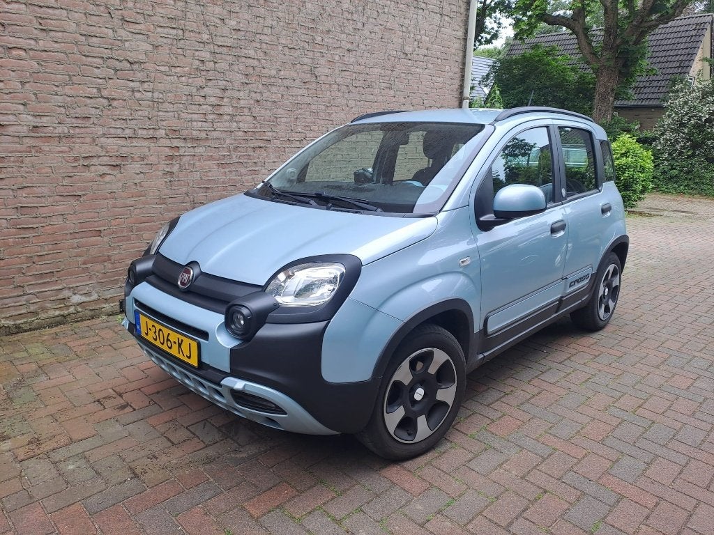 Fiat Panda Cross 70pk Hybrid 2020, Auto's, Voorwielaandrijving, 40 €/maand, Euro 6, Panda