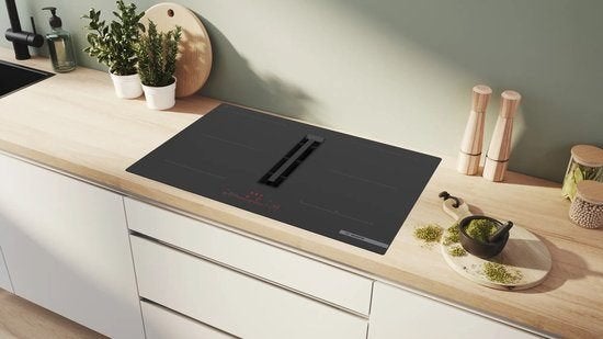 Nieuwe Bosch PVQ811H26E Inductie Kookplaat met Afzuiging, Witgoed en Apparatuur, Nieuw, Inbouw, Inductie, 4 kookzones