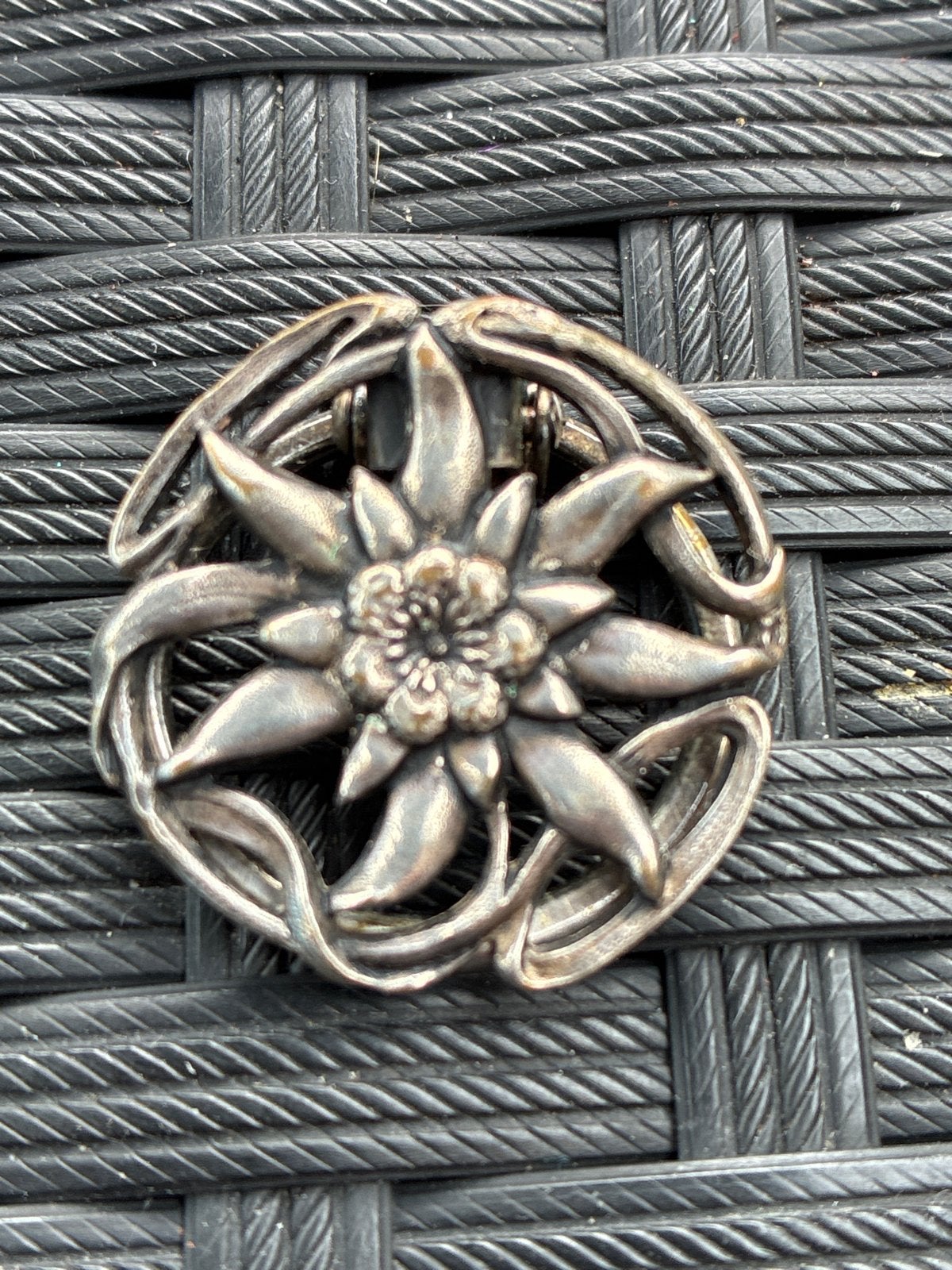Vintage Edelweiss Broche/Speld - Zilverkleurig, Overige materialen, 4 tot 7 cm, Gebruikt, Ophalen of Verzenden