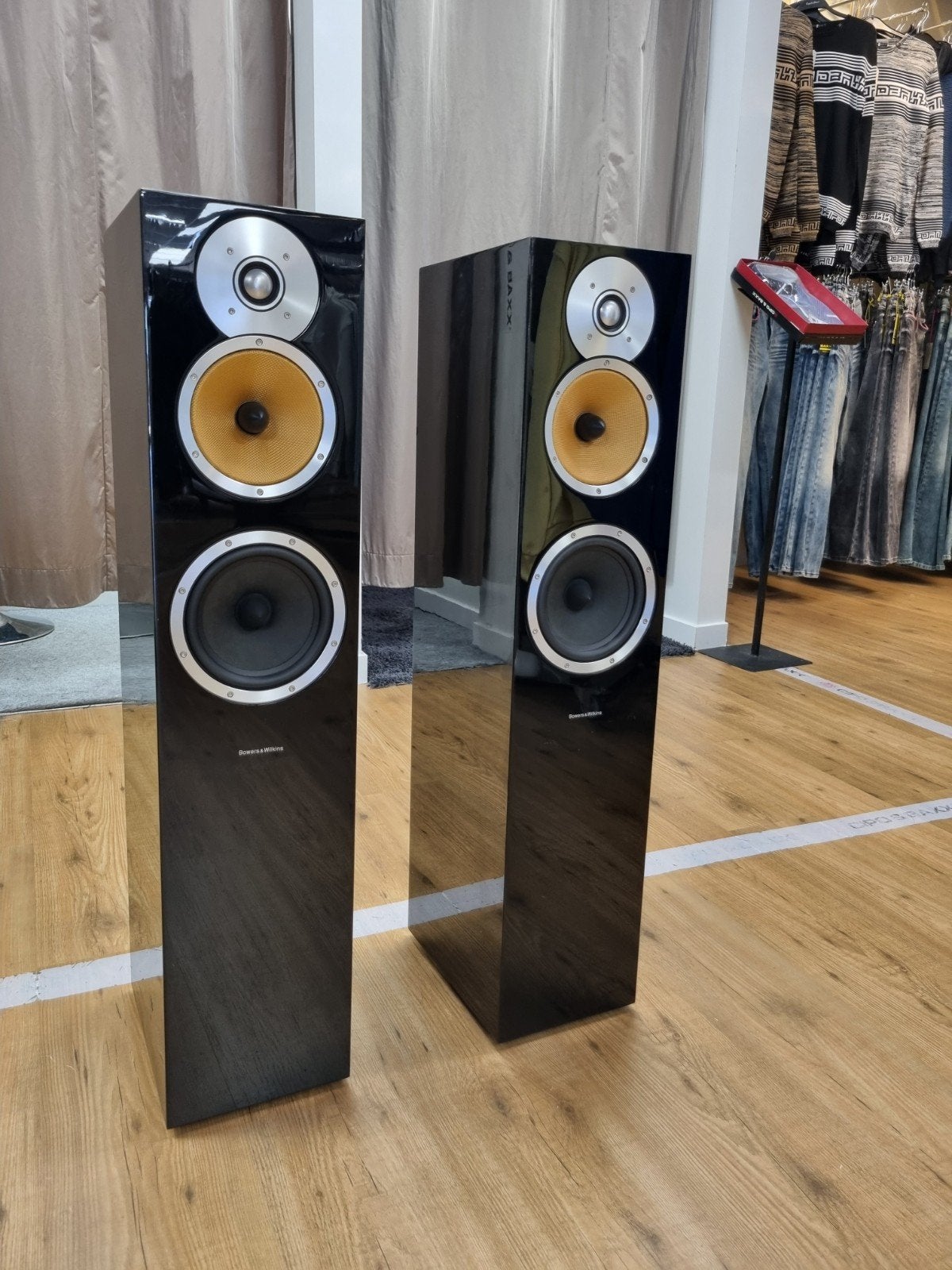 Bowers & Wilkins CM7 Luidsprekers | Speakers | Piano Lak, Ophalen, Vloerstaande luidspreker, Zo goed als nieuw, Bowers & Wilkins (B&W)