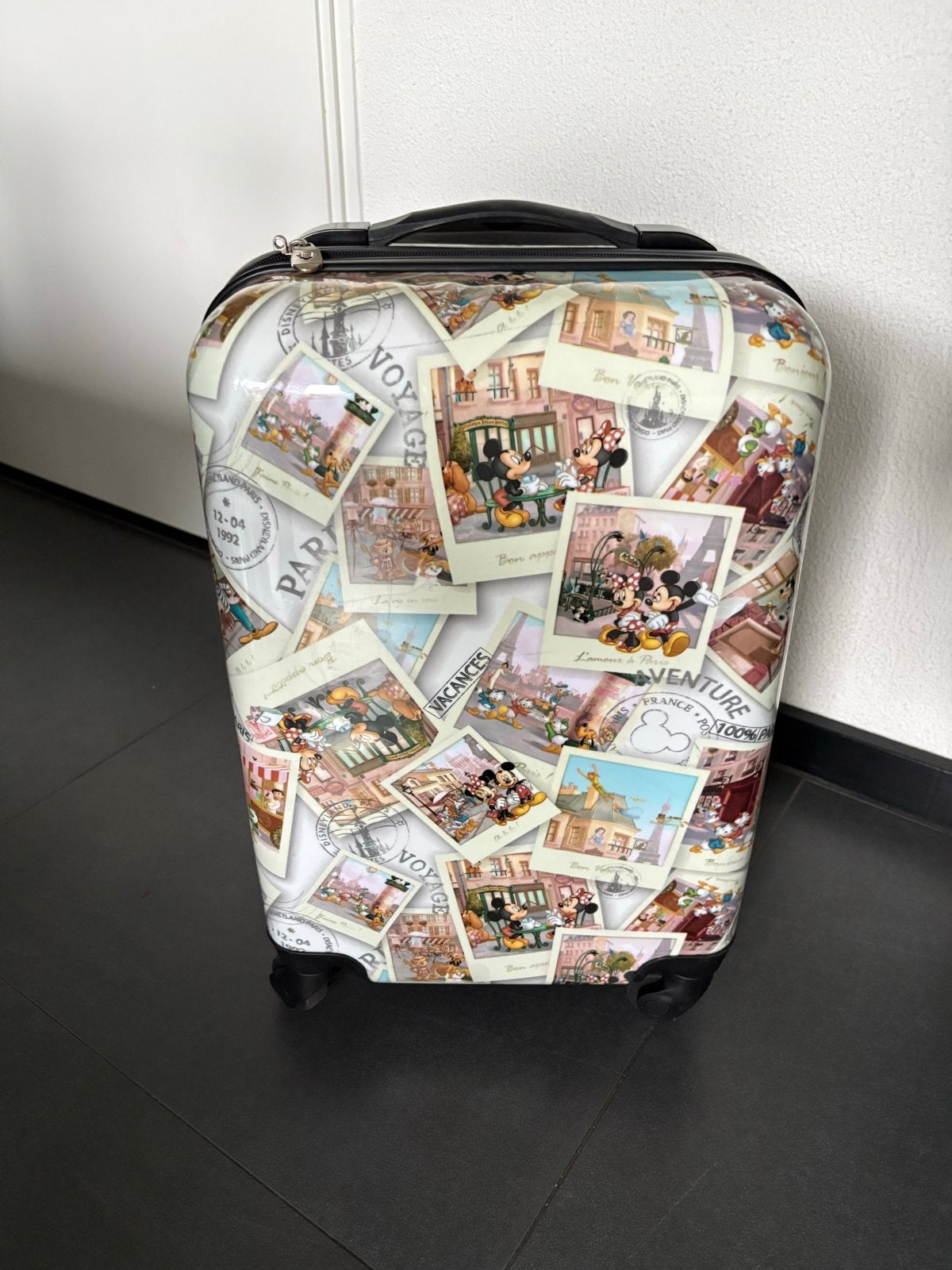 Disney Koffer met Mickey en Minnie Mouse print, Ophalen, 30 cm of meer, Gebruikt, Overige kleuren