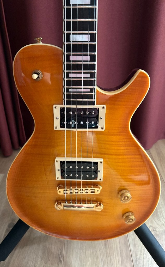 Dean Evo Premium 1992  Made in Tjechië !!!    event. ruil ?!, Ophalen of Verzenden, Zo goed als nieuw, Solid body, Overige merken