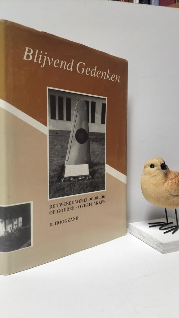 Hoogzand, D.; Blijvend gedenken (WO II Goeree Overflakkee), Ophalen of Verzenden, Tweede Wereldoorlog, Gelezen, Overige onderwerpen