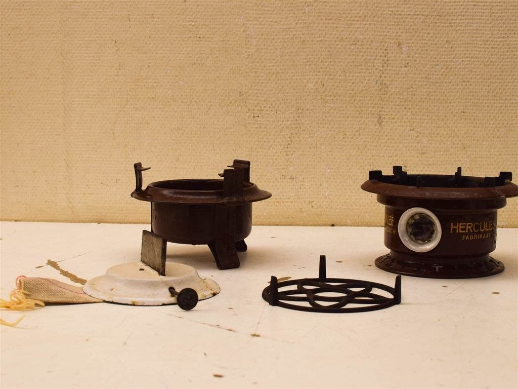 Vintage Emaille Petroleumstel 51675, Antiek en Kunst, Ophalen of Verzenden