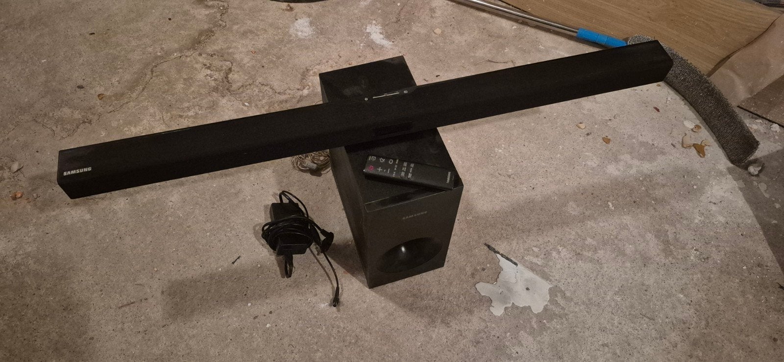 Samsung Soundbar HW-J355 met Subwoofer, Audio, Tv en Foto, Soundbars, Ophalen of Verzenden, Met externe subwoofer, Gebruikt