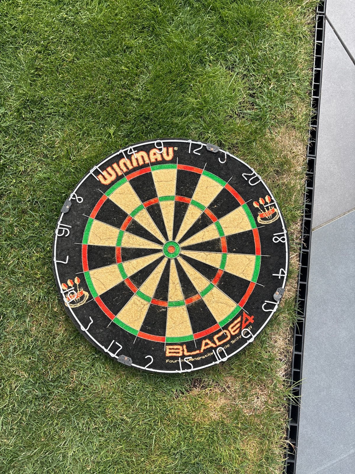 Winmau Blade 4 Dartbord - Zo goed als nieuw, Ophalen of Verzenden, Zo goed als nieuw, Dartbord