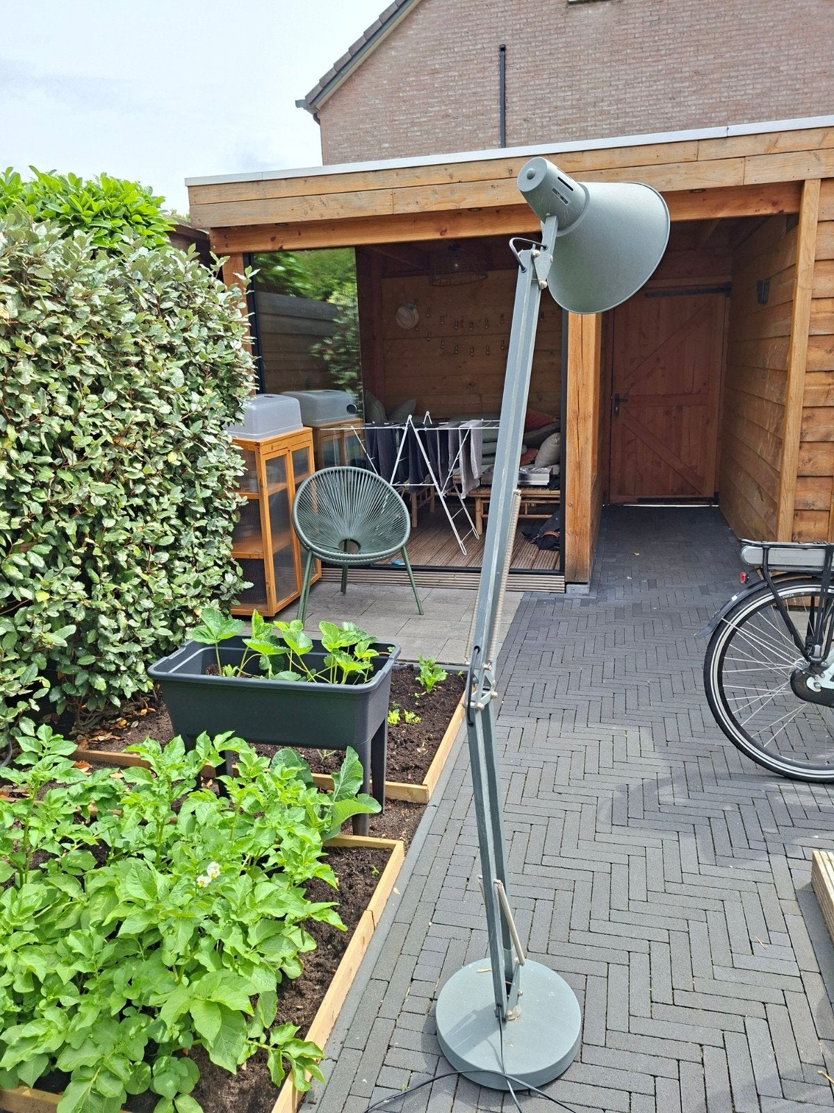 Grote vloerlamp in industriële stijl, grijs, Gebruikt, 200 cm of meer, Ophalen of Verzenden, Metaal