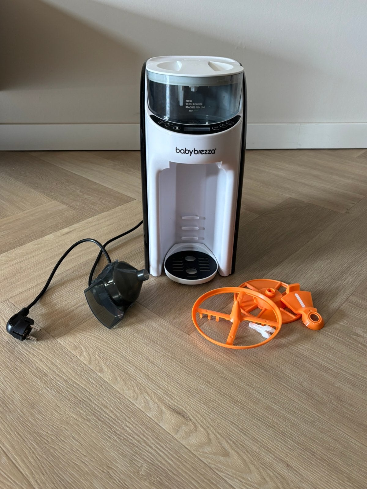 Baby Brezza, Kinderen en Baby's, Babyvoeding en Toebehoren, Ophalen, Zo goed als nieuw, Flessenmaker, Baby Brezza