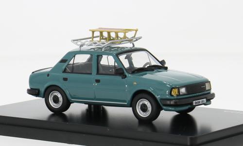 Abrex 1:43 Skoda 120L 1984 met slee, Turquoise- in vitrine, Overige merken, -, Nieuw, Ophalen of Verzenden